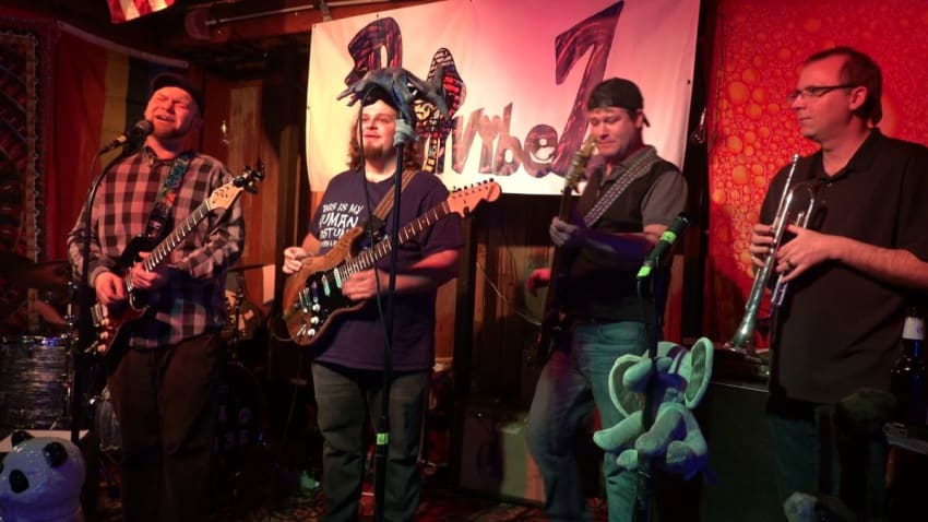 PoSiTiViBeZ : Entire 2nd Set : {4K Ultra HD} : The Red Barn : Peoria, IL : 2/15/2020