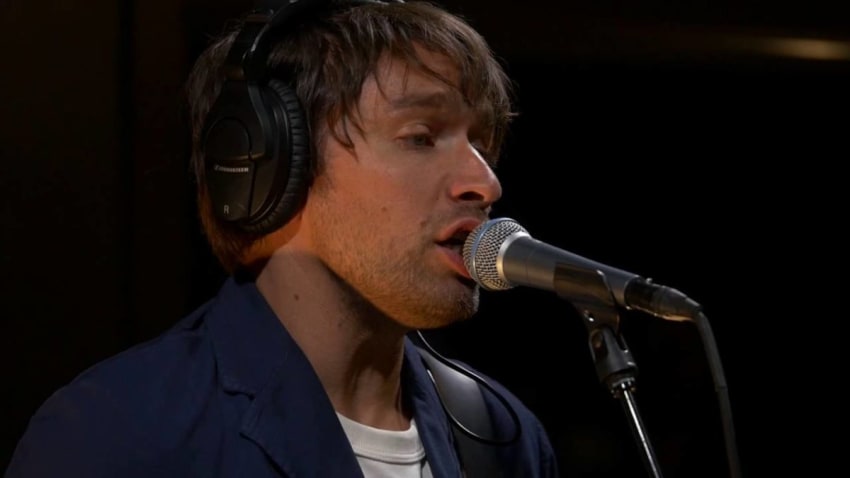 Peter Bjorn and John - Breakin' Point (Live on KEXP)