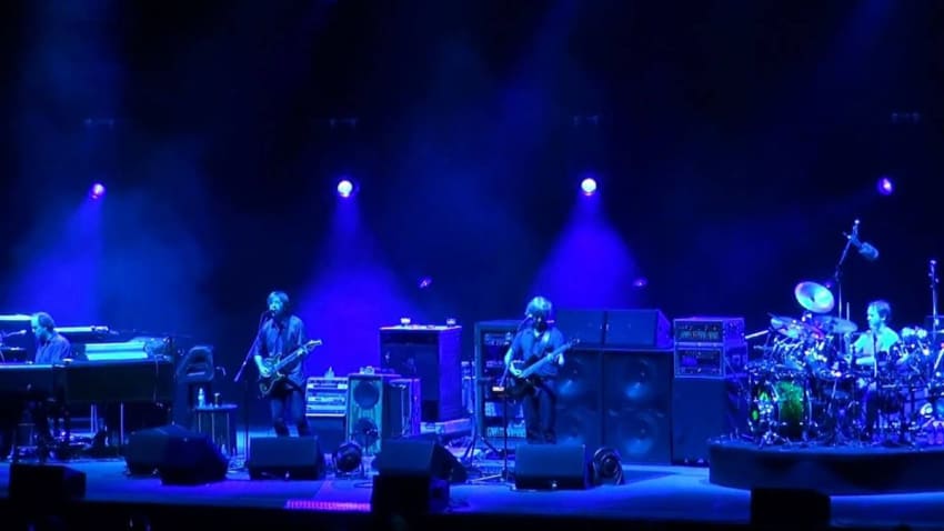 Phish | 06.18.10 | Billy Breathes | Comcast Theatre - Hartford, CT