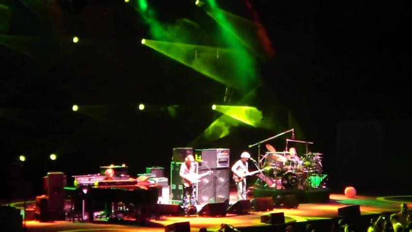 Phish | 08.14.09 | Middle of the Road | Comcast Theatre - Hartford, CT