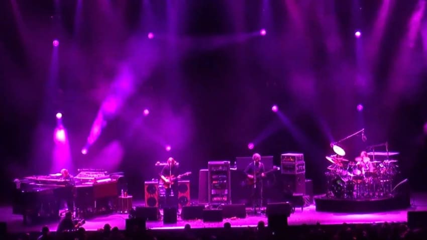 Phish | 10.30.10 | Guelah Papyrus