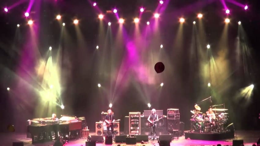 Phish | 10.30.10 | Halley's Comet