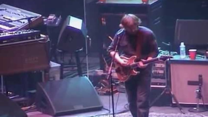 Phish - 12.28.03 -  David Bowie - Part I