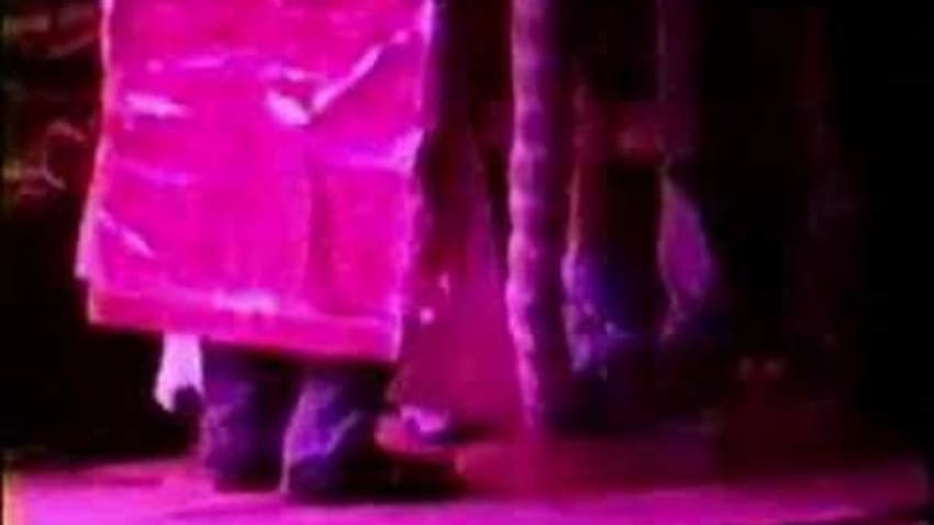 Phish 1994-10-31Amazing_Grace_Costume_Contest