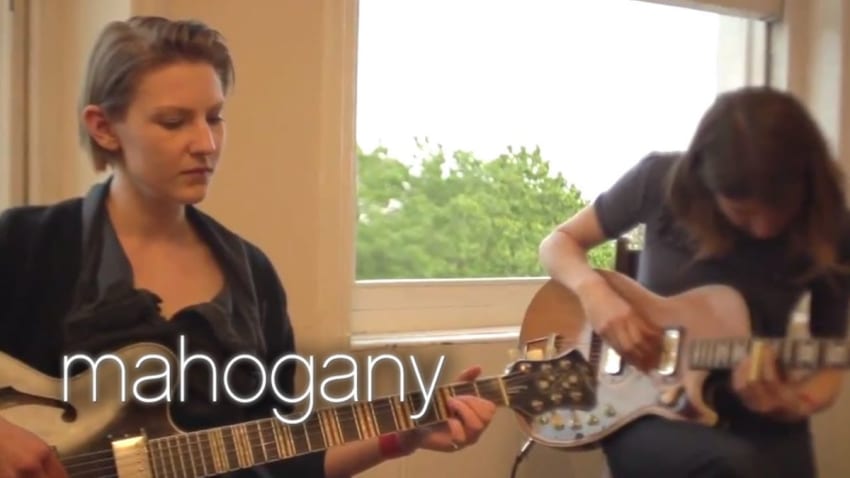 Smoke Fairies - Dancing Light // Mahogany Session