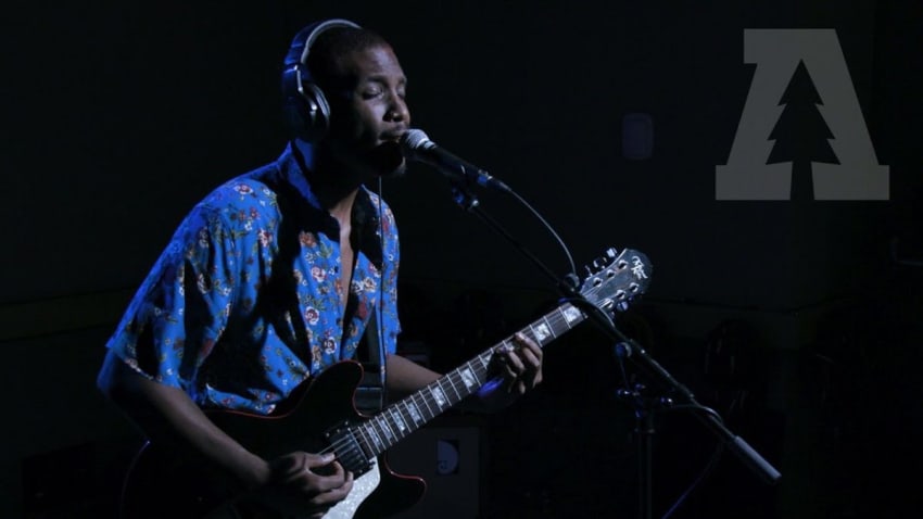 Solo Woods - Next To Me | Audiotree Live