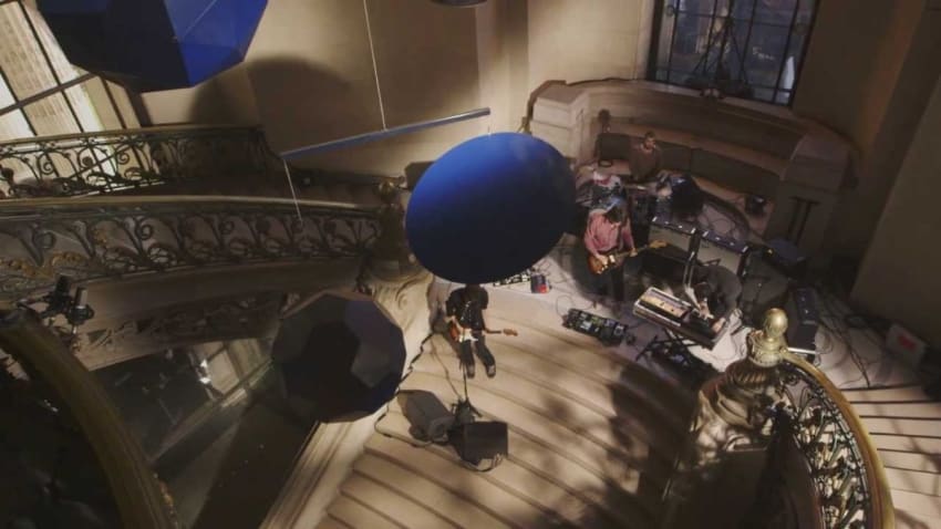 SUUNS - Powers of ten | Empty Space #3 au Grand Palais