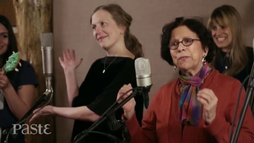 Elizabeth Mitchell and Suni Paz at Paste Studio NYC live from The Manhattan Center