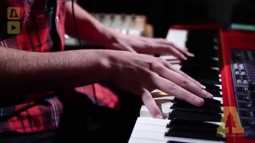 The Moth & the Flame - Maker - Audiotree Live