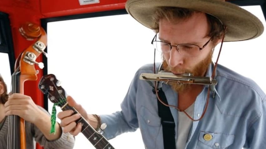 Von Stomper "New Orleans" (acoustic) // Gondola Sessions