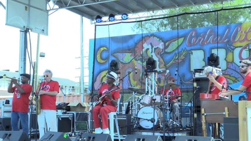 Walter Wolfman Washington & The Roadmasters 4/30/18 (Part 2 of 2) NOLA Crawfish Festival