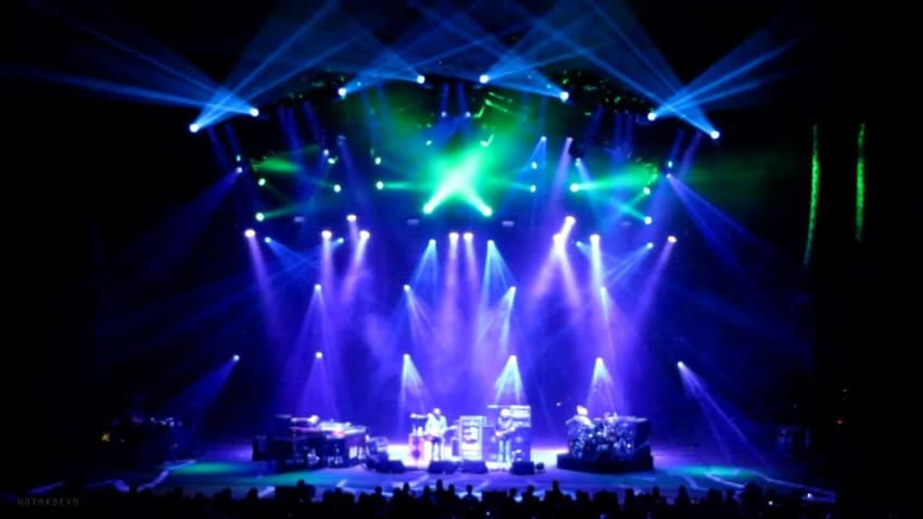 2009-06-04 - Nikon at Jones Beach Theater; Wantagh, NY (SET 1) [HD]