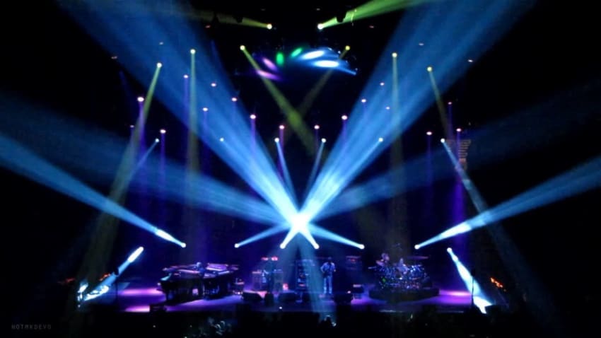 2010-12-27 - DCU Center; Worcester, MA (SET 1) [HD]