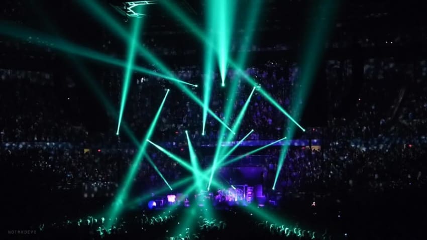 2013-10-25 - DCU Center; Worcester, MA (SET 2) [HD]