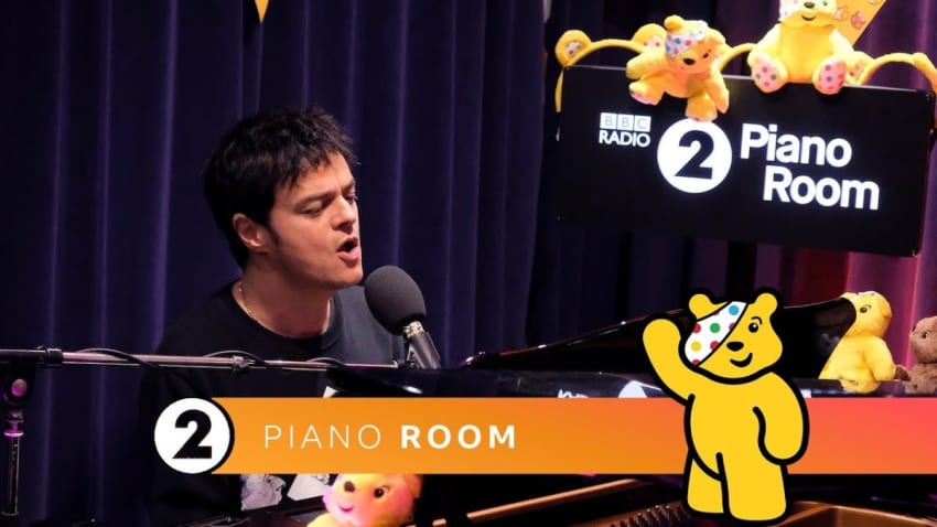 Jamie Cullum - Love Is In The Picture (Children In Need) Radio 2 Piano Room