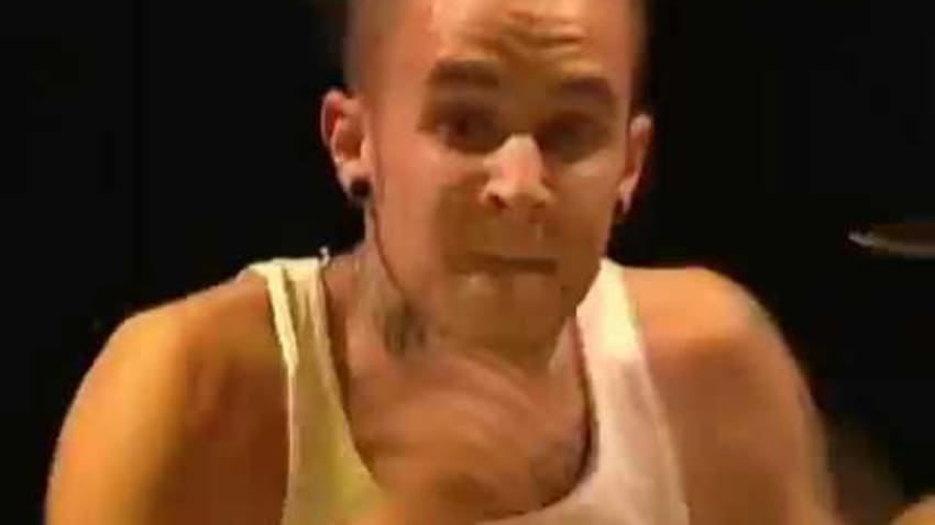 Blink-182 - Aliens Exist - 06/18/99 - Shoreline Amphitheatre (OFFICIAL)
