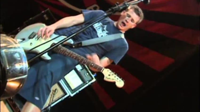 Blink-182 - Carousel - 06/18/99 - Shoreline Amphitheatre (OFFICIAL)