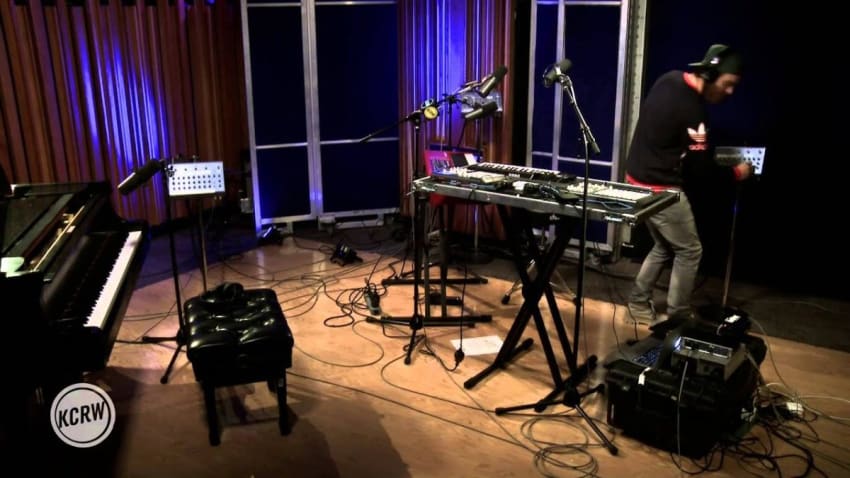 Chet Faker performing "1998" Live on KCRW