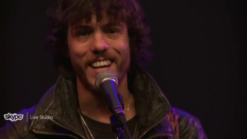 Chris Janson - Buy Me a Boat (98.7 THE BULL)