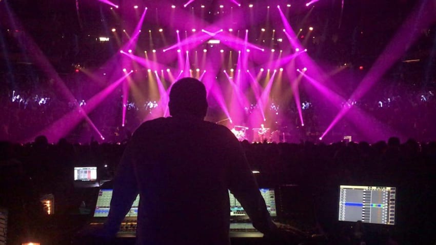 Chris Kuroda Lights Up MSG 12/28/18 - PHISH - POSSUM