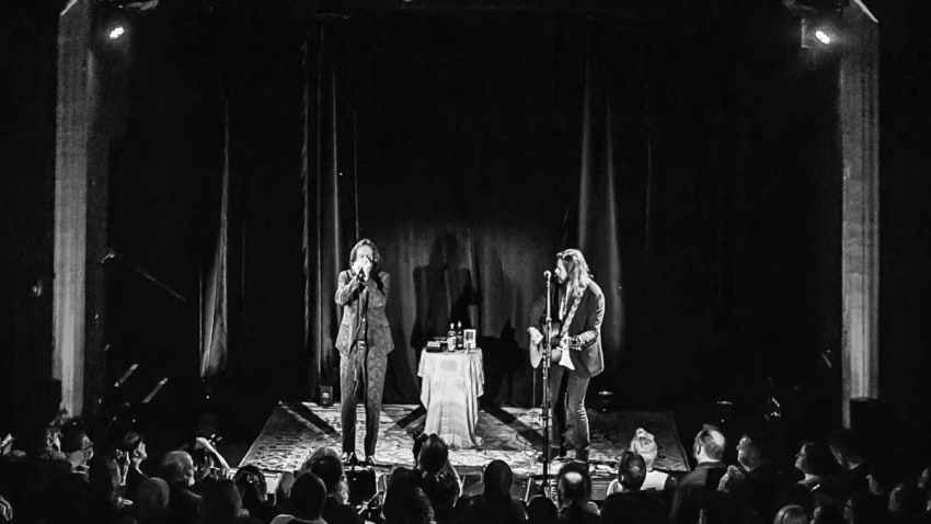 The Black Crowes’ Chris & Rich Robinson Announce ‘Brothers Of A Feather’ Video Premiere