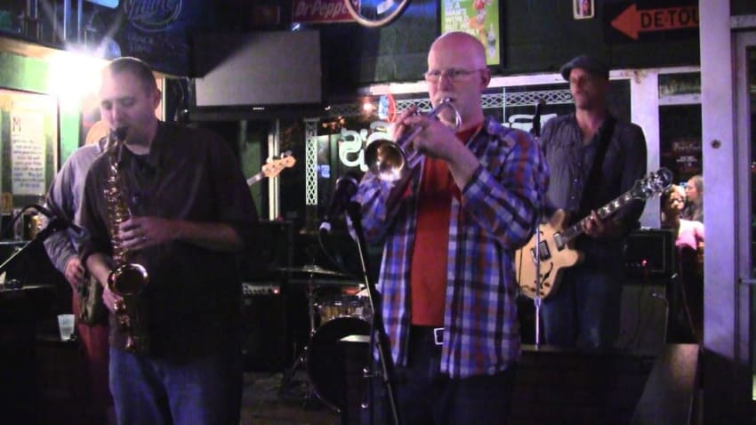 Club Dub - song #1 - 9/24/11 Lexington, KY @ Lynagh's