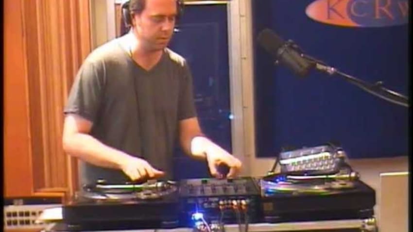 Cut Chemist Live Mix  "Gangsta"  from the Tune-Yards