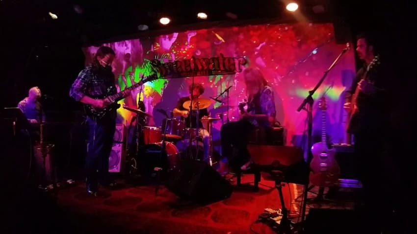 Dark Star ~ Stu Allen and Mars Hotel