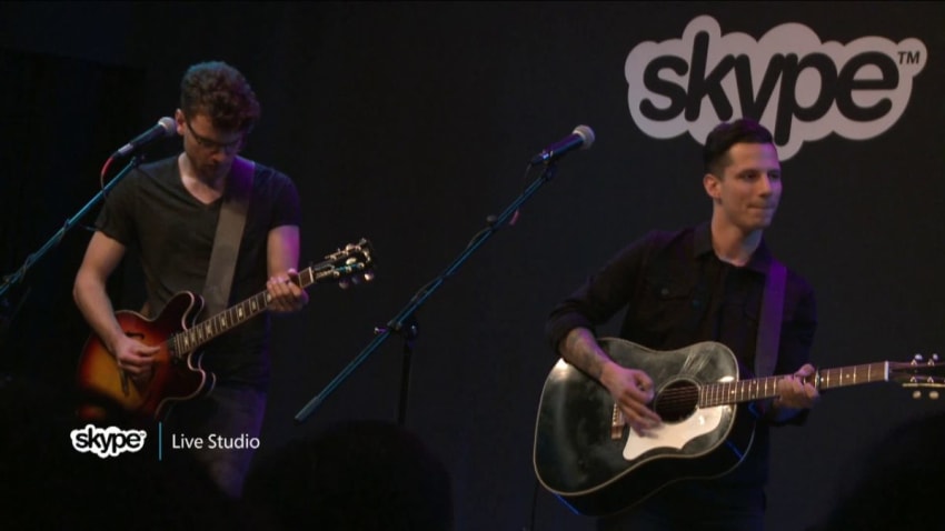 Devin Dawson - Asking For A Friend (98.7 THE BULL)