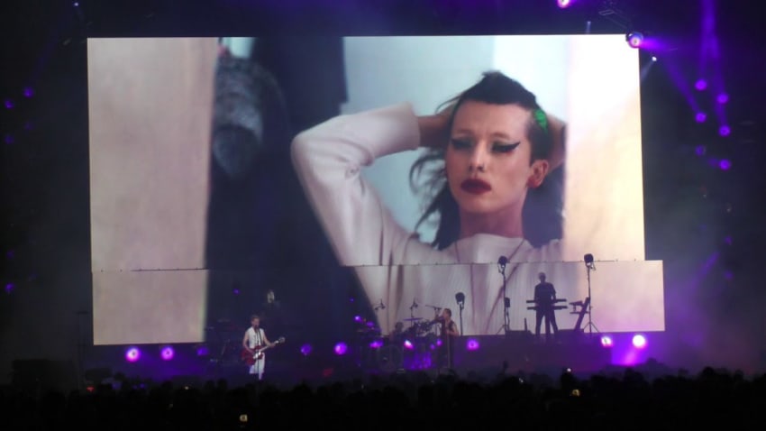 Depeche Mode - Walking In My Shoes (Wells Fargo Center) Philadelphia,Pa 6.3.18