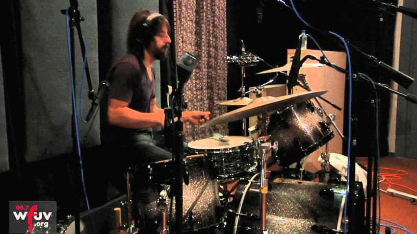 Fountains of Wayne - "The Summer Place" (Live at WFUV)