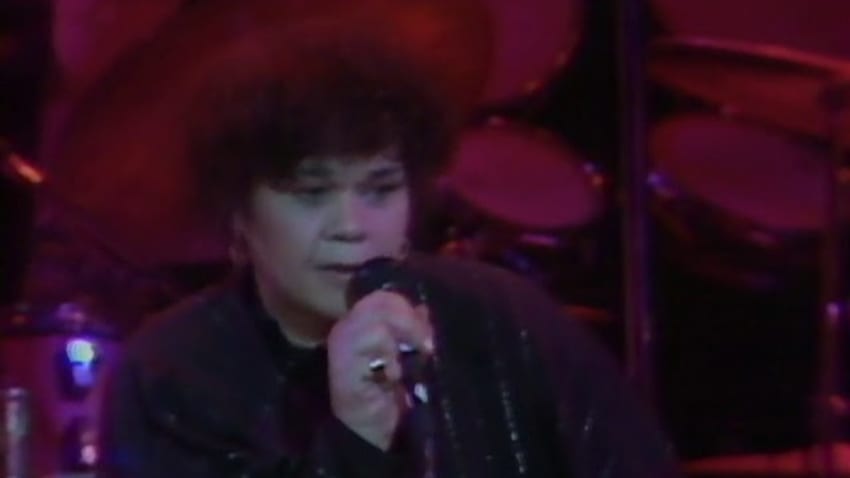 Grateful Dead - Baby What You Want Me To Do? (with Etta James) - 12/31/1982