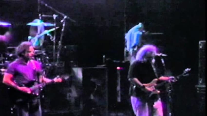 The Wheel ~ Gimme Some Lovin' (2 cam) - Grateful Dead - 10-8-1989 Hampton, Va set2-08
