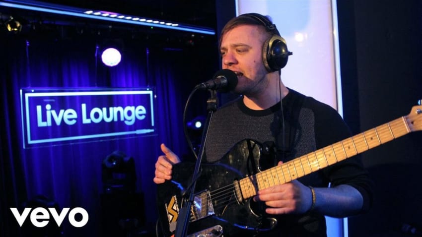 Everything Everything - Heartbeat Song (Kelly Clarkson cover in the Live Lounge)