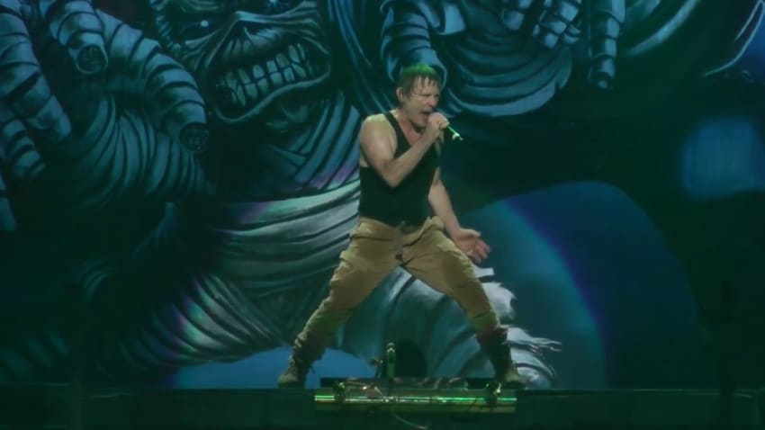 Iron Maiden - Wasted Years (Philadelphia,Pa) 6.4.17