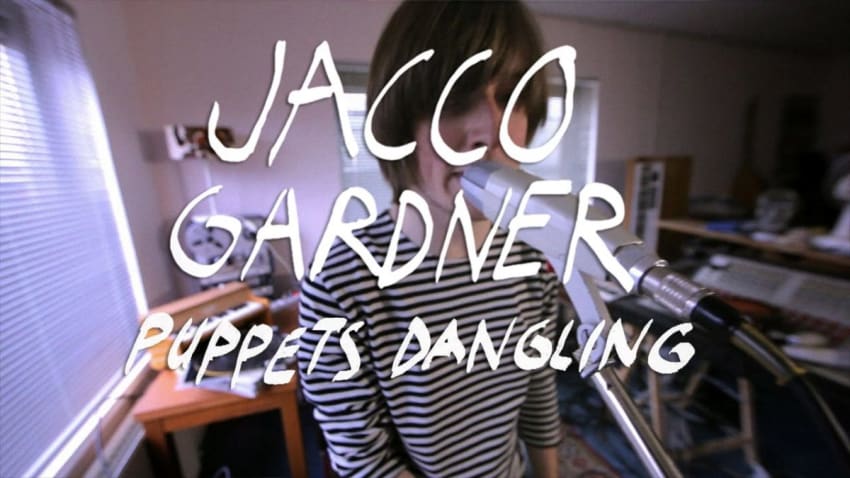 Jacco Gardner performs "Puppets Dangling"