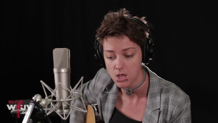 Jealous of the Birds - "Plastic Skeletons" (Live at WFUV)