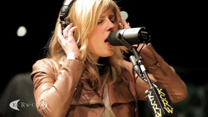 Jessie Baylin performing "Hurry Hurry" on KCRW