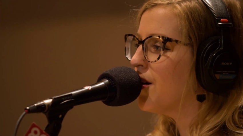 Jillian Rae - White Walls (Live at The Current)