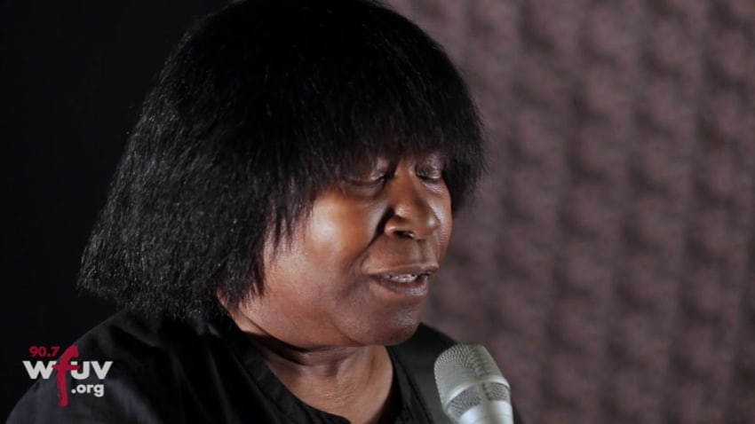 Joan Armatrading - "Down to Zero" (Live at WFUV)