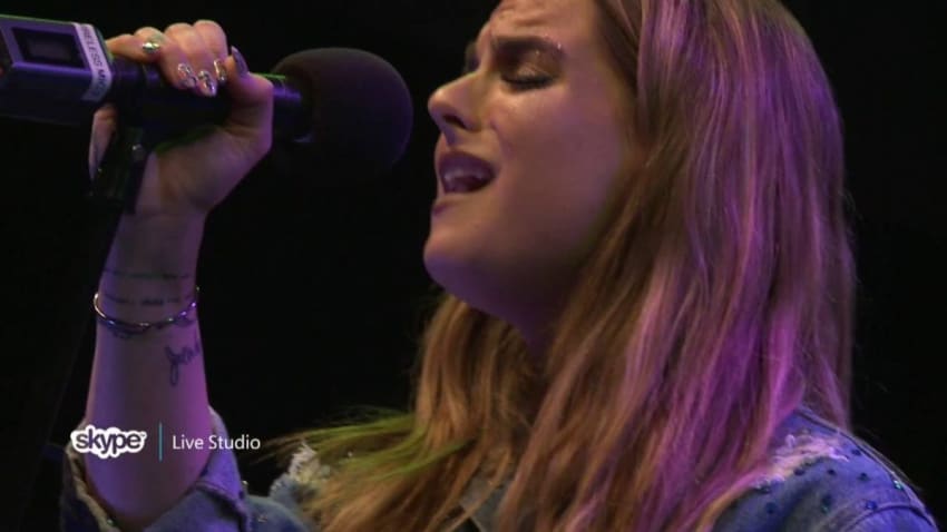JoJo - Leave (Get Out) (LIVE 95.5)