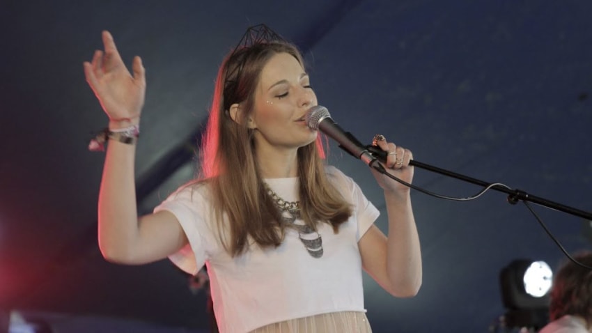 KARI - I Surrender (Radio 1's Big Weekend 2014)