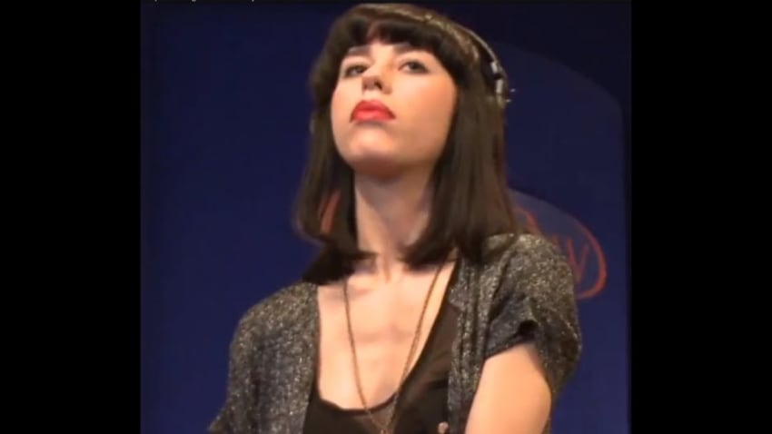 Kimbra performing "Come Into My Head" on KCRW