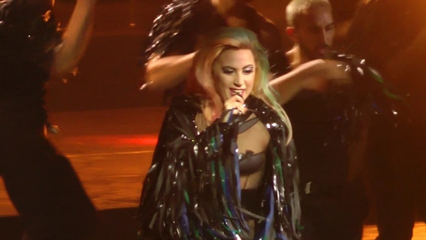 Lady Gaga - John Wayne (Wells Fargo Center) Philadelphia,Pa 9.10.17