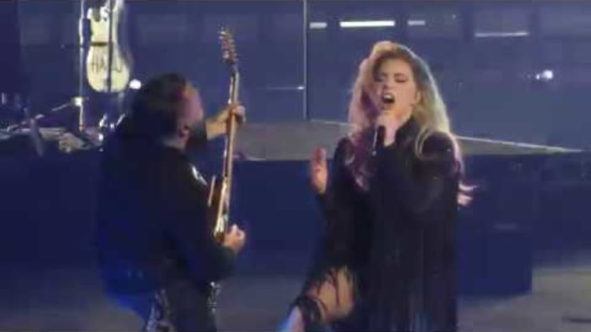 Lady Gaga - Perfect Illusion (Wells Fargo Center) Philadelphia,Pa 9.10.17