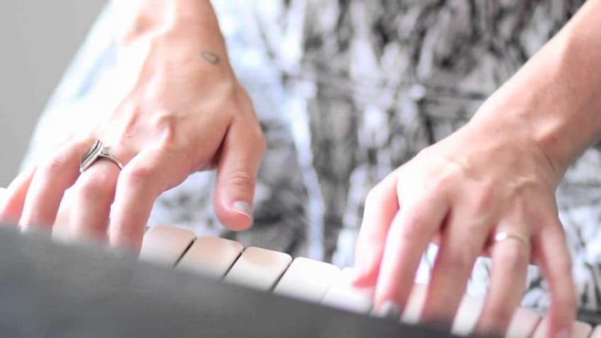 Lenka - Heart Skips a Beat (Honey I'm Home Session)