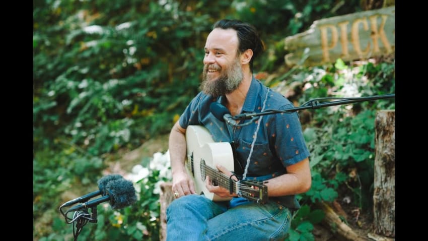 Logging Road (S02E02) Rodrigo Amarante - I'm Ready @Pickathon 2015