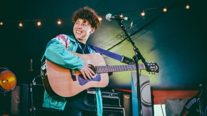 Marie White - Blue Jumper (Glastonbury 2019)