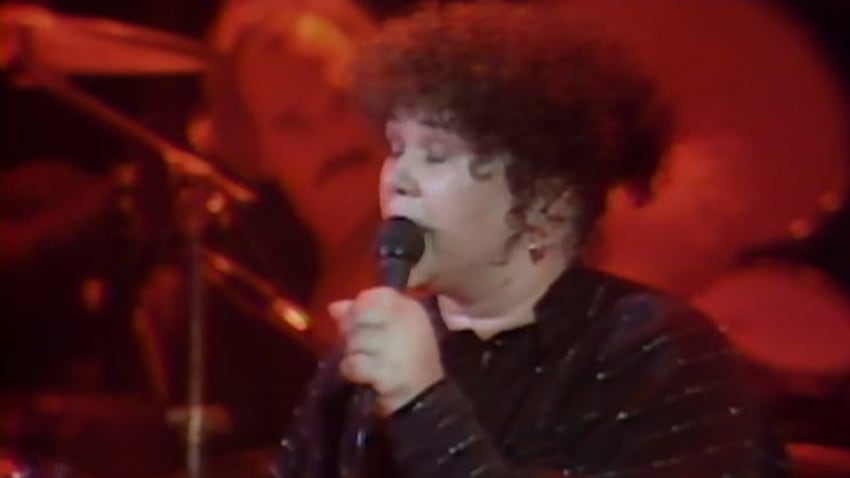 Grateful Dead - Midnight Hour (with Etta James) - 12/31/1982 - Oakland Auditorium - Oakland, CA