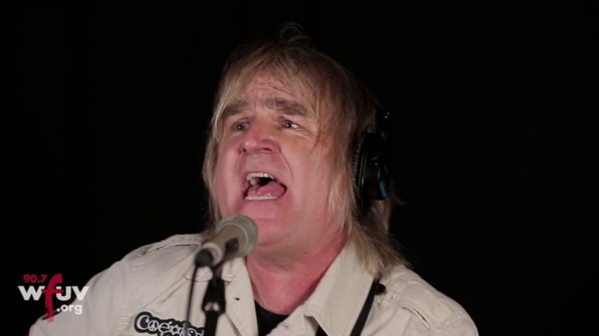 Mike Peters of The Alarm - "Beautiful" (Live at WFUV)